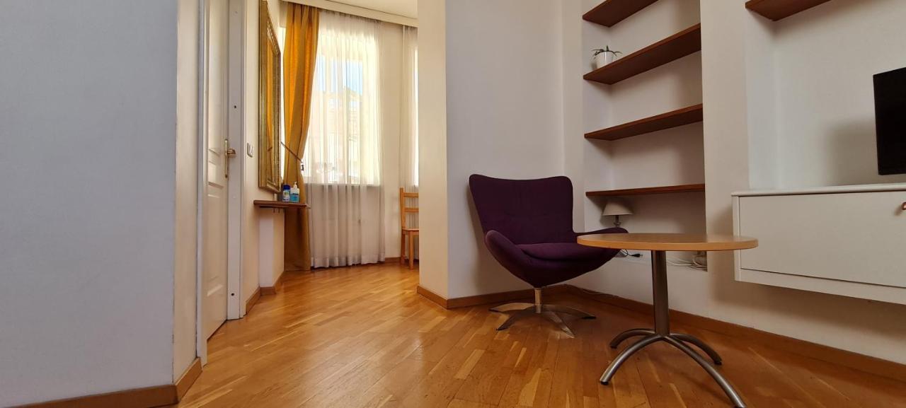 Апартаменти Rehouse- Didzioji 39 Вільнюс Екстер'єр фото